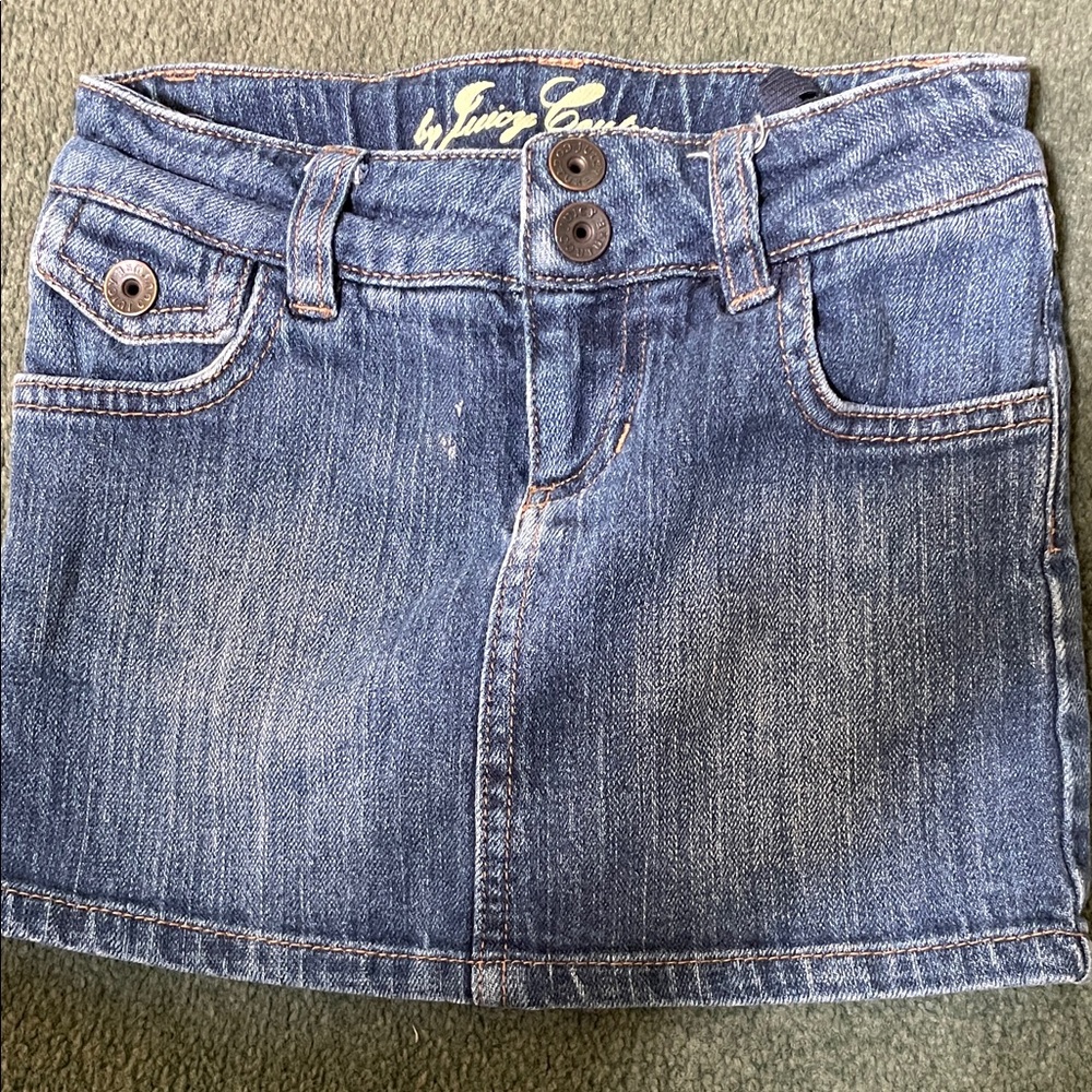 Juicy couture girls size 5 Denim Mini Skirt with built in shorts